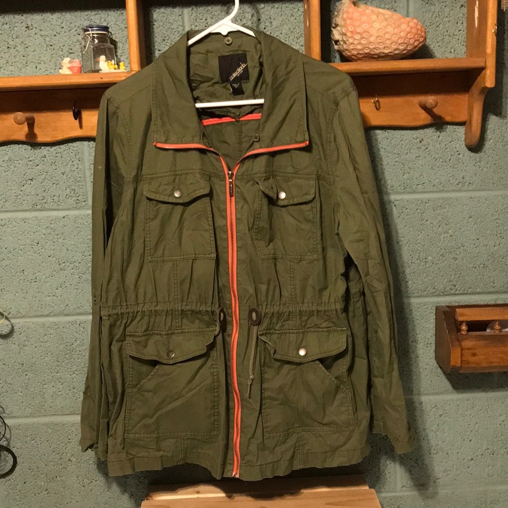Lightweight jacket